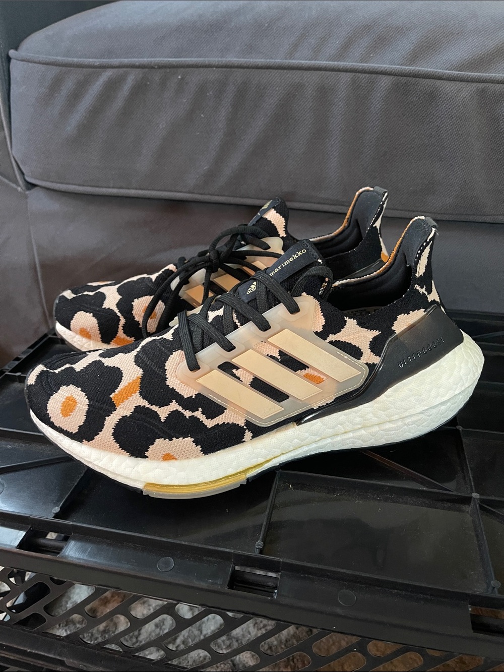 adidas x Marimekko Ultraboost Women's Floral Knit Running Sneakers size 8